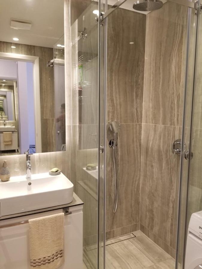 Azura Residence - New Luxury Apartment 贝尔格莱德 外观 照片
